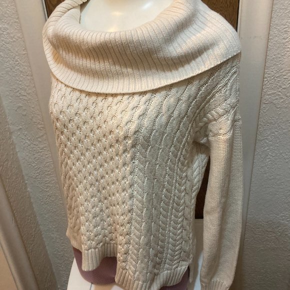 American Eagle Cowl Neck Sweater Chunky Knit Sweater Size Small Color White - Picture 2 of 10